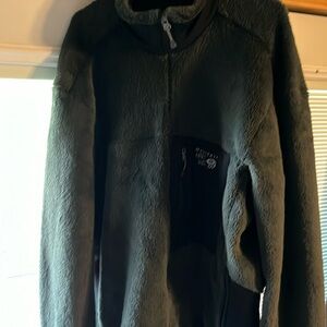 Mountain hardware fleece jacket